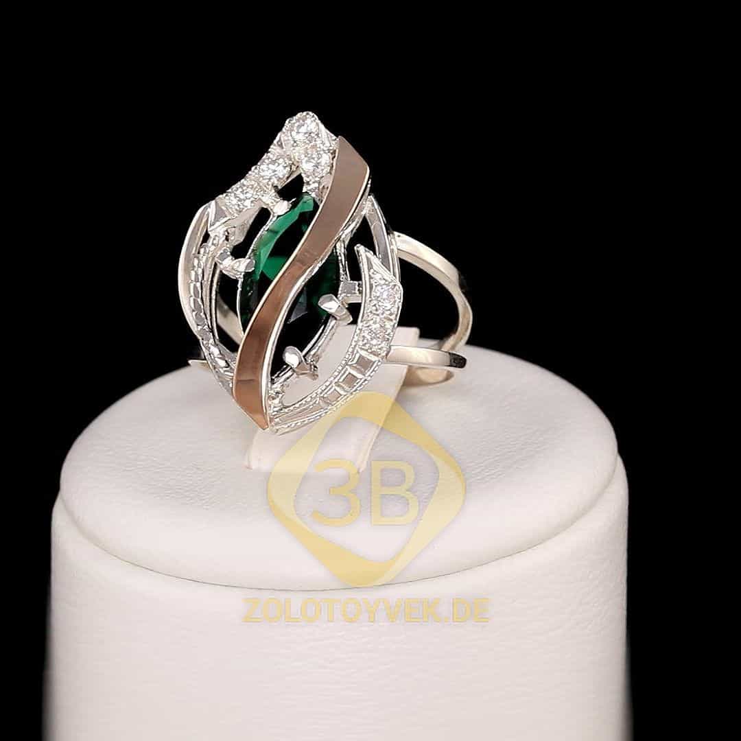 Серебряное кольцо со вставками золота, изумрудным бриллианитом и фианитами, покрытие Родий