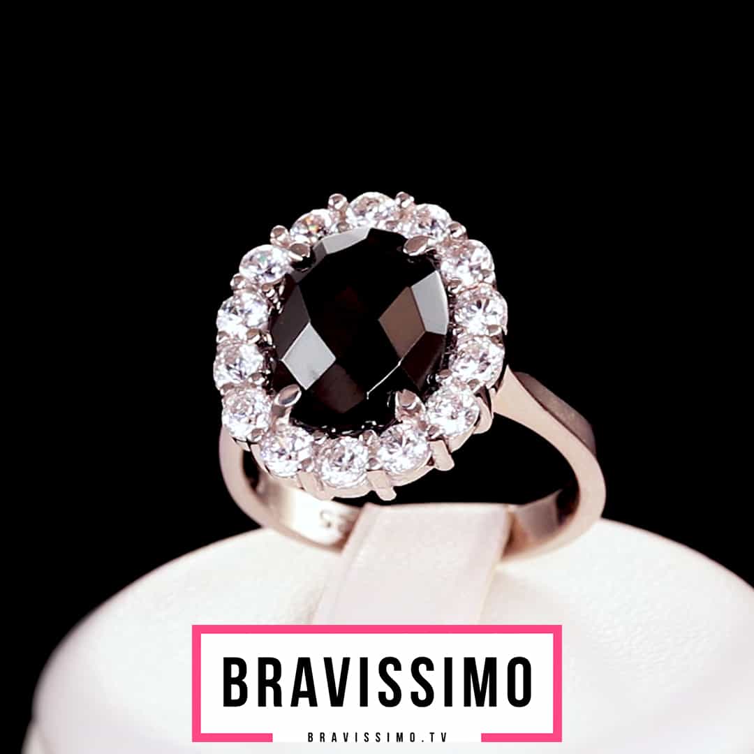 Серебряное кольцо с гематитом и бриллианитами