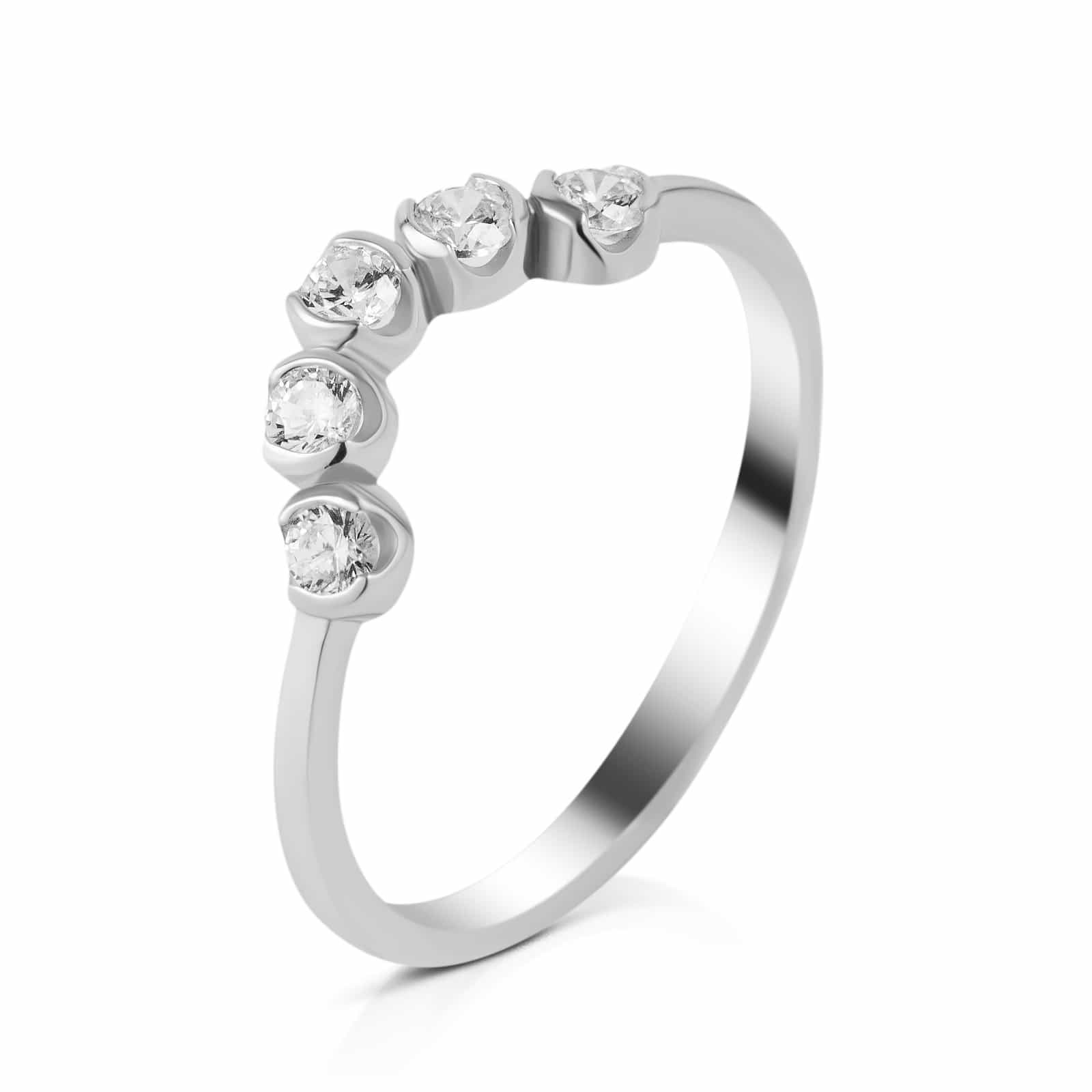 Серебряное кольцо с цирконами