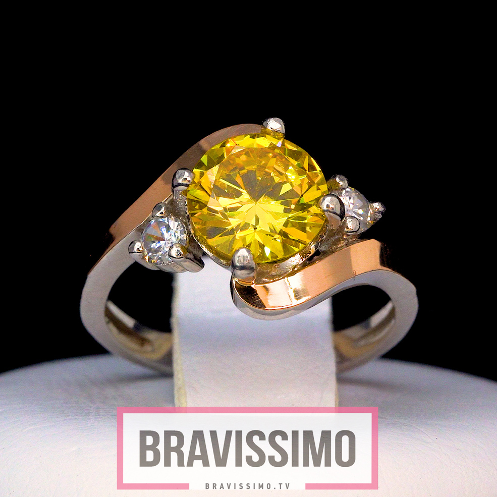 Серебряное кольцо с золотом, лимонным топазом и бриллианитами