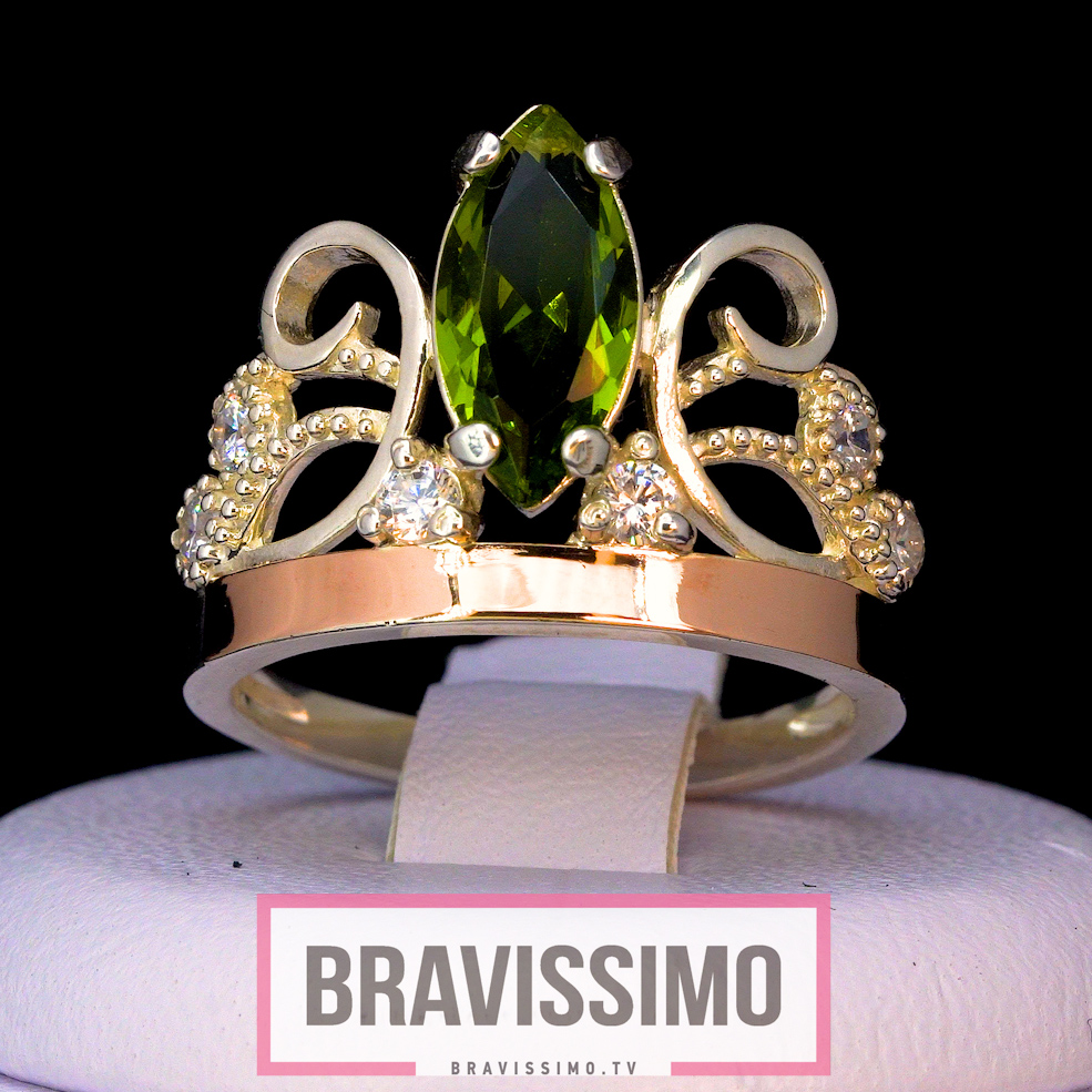 Серебряное кольцо с золотом, оливином и бриллианитами