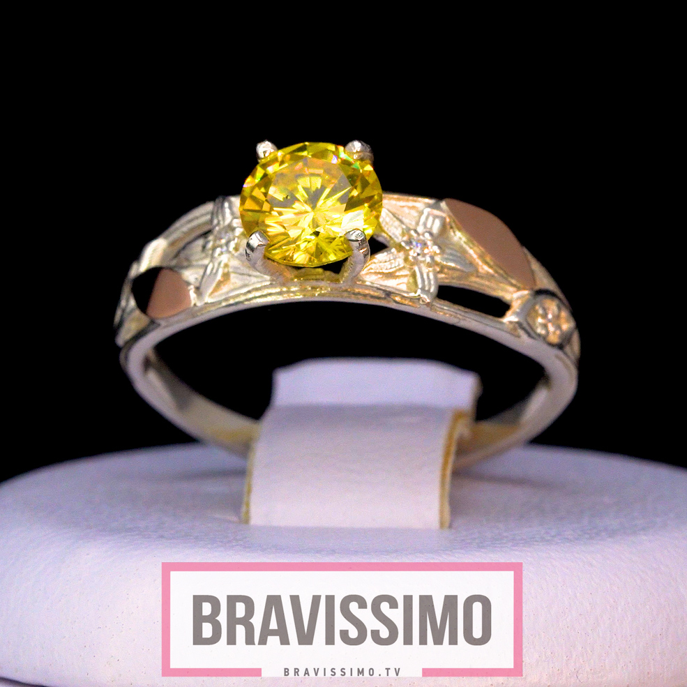 Серебряное кольцо с золотом, лимонным топазом и фианитами