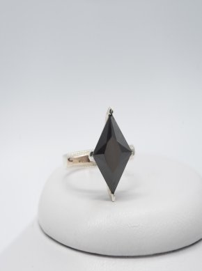 Серебряное кольцо с золотом и чёрным бриллианитом