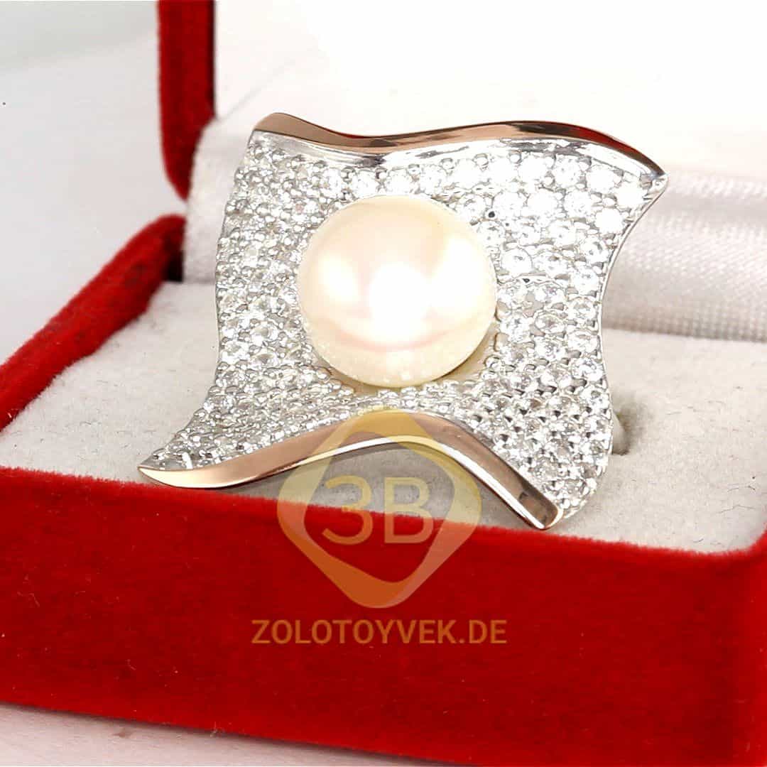 Серебряное кольцо со вставками золота, белым жемчугом и фианитами, покрытие родий