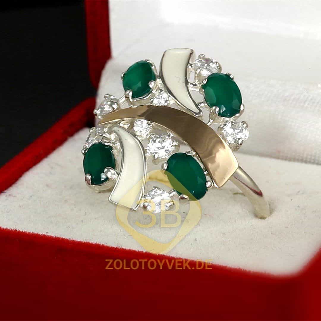 Серебряное кольцо со вставками золота, зеленым агатом, французской белой эмалью и фианитами, покрыти