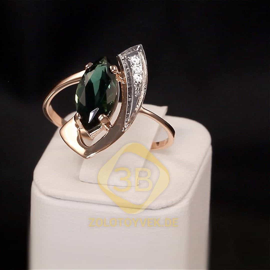 Золотое кольцо с зеленым кварцем и фианитами