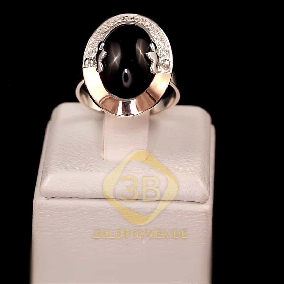 Серебряное кольцо со вставками золота, бриллианитом и фианитами, покрытие родий
