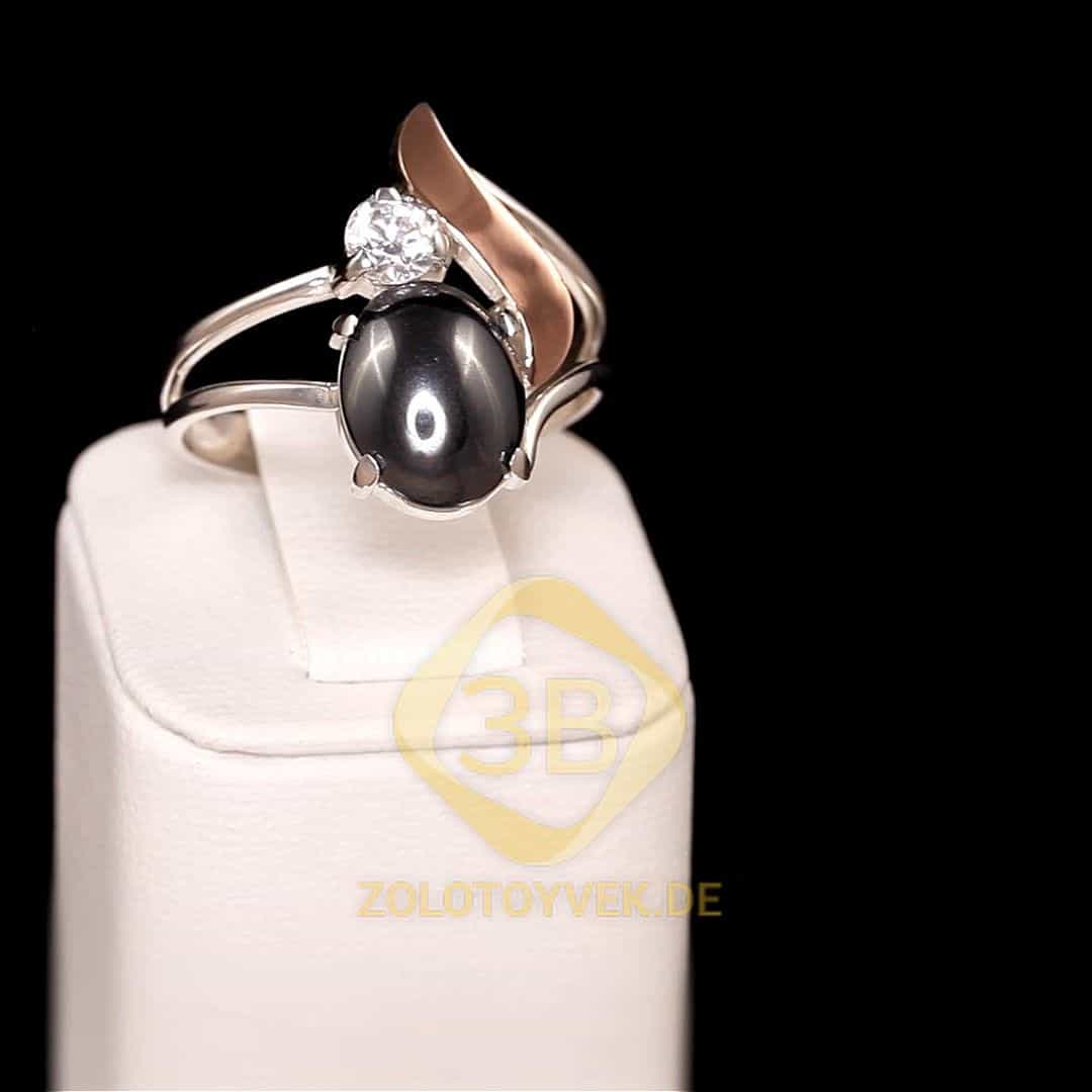 Серебряное кольцо со вставками золота, гематитом и бриллианитом, покрытие родий