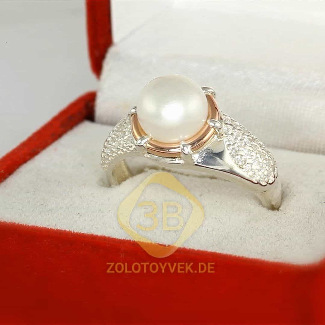 Серебряное кольцо со вставками золота, белым жемчугом и фианитами, покрытие Родий