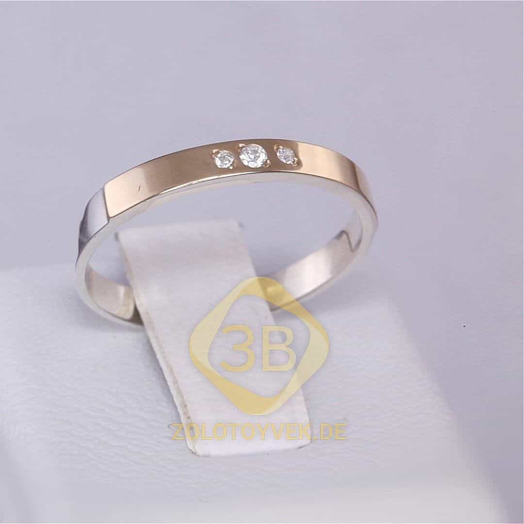 Серебрянное обручальное кольцо со вставками золота и фианитами, покрытие Родий (0.3 мм)