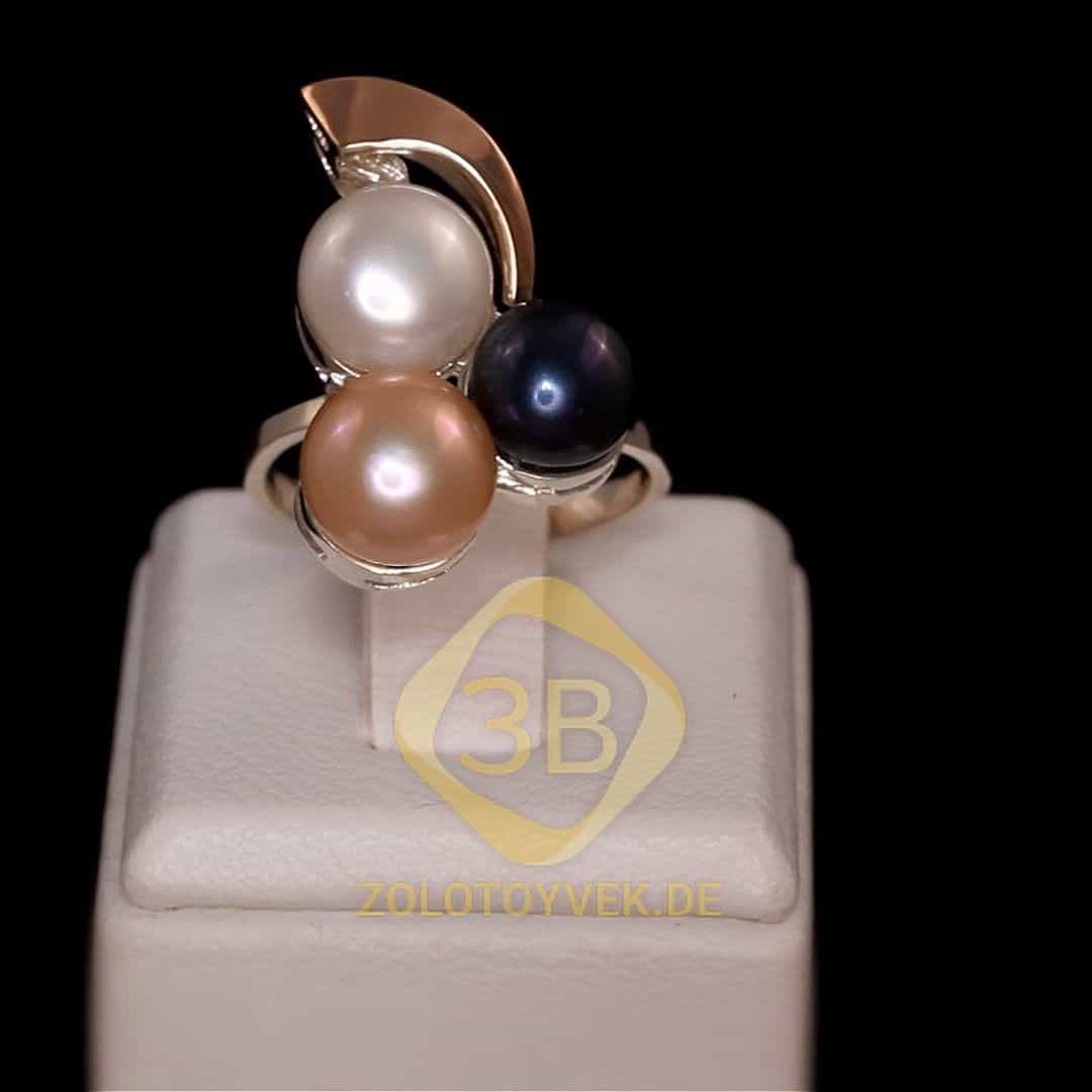 Серебряное кольцо со вставками золота, белым, черным и розовым культивированным жемчугом и фианитами