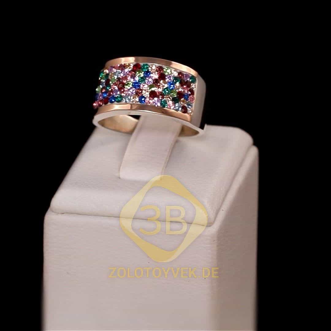 Серебряное кольцо со вставками золота и россыпью цветных бриллианитов