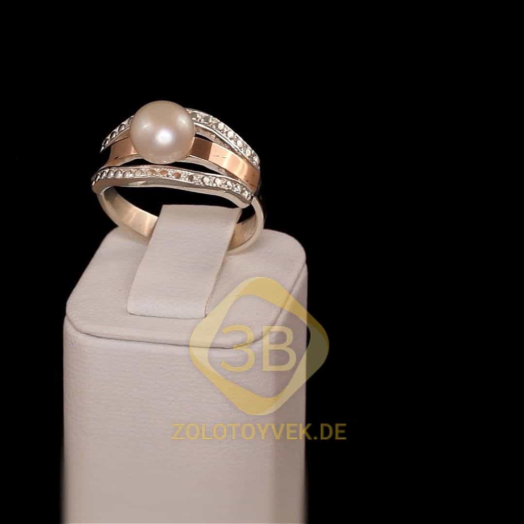 Серебряное кольцо со вставками золота и белым культивированным жемчугом