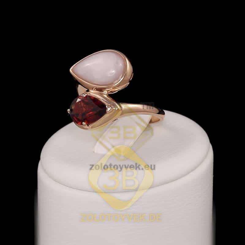 Серебряное кольцо с позолотой, розовым опалом и гранатом, покрытие Родий