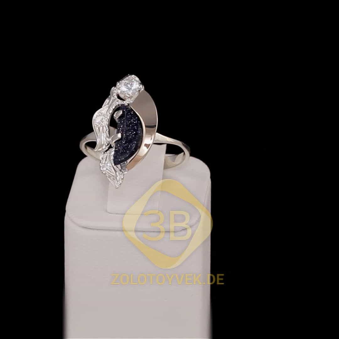 Серебряное кольцо со вставками золота, им. авантюрином и фианитами, покрытие Родий