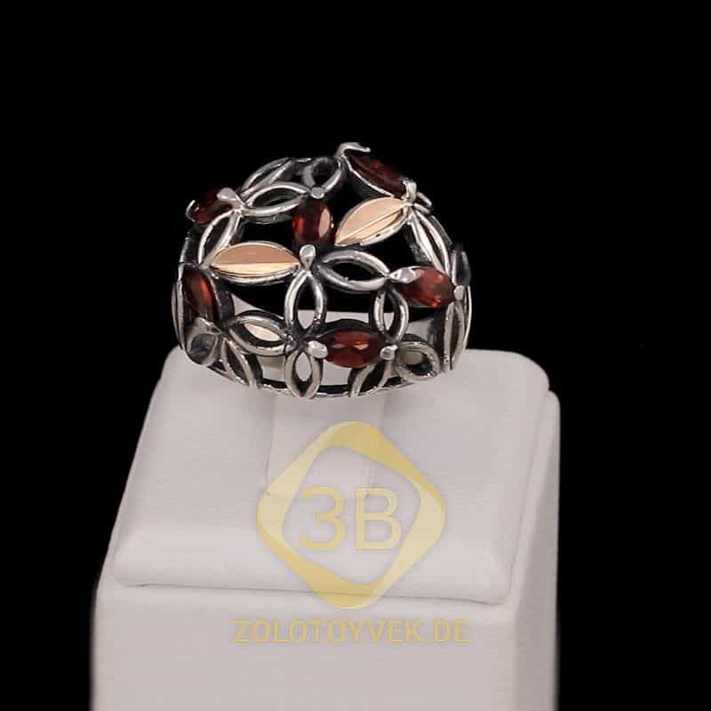 Серебряное кольцо со вставками золота и гранатом, покрытие Родий