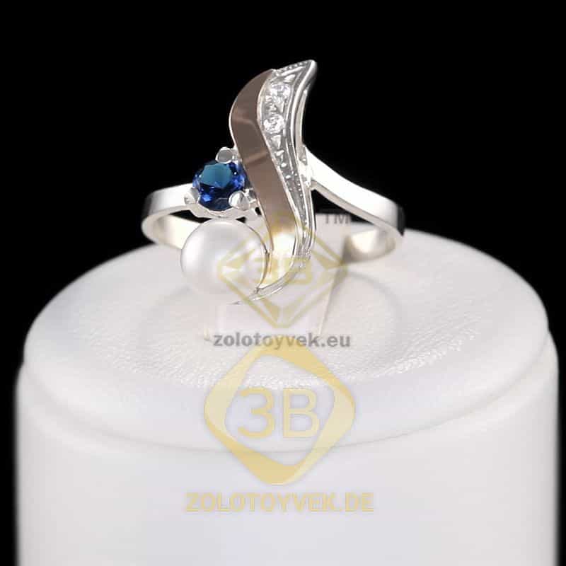 Серебряное кольцо со вставками золота, белым культивированным жемчугом, сапфировым бриллианитом и фи
