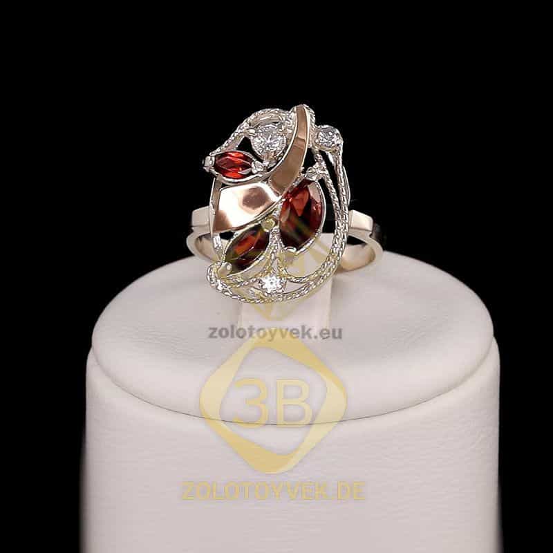 Серебряное кольцо со вставками золота, гранатом и фианитами, покрытие Родий