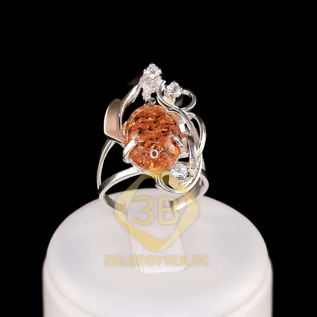 Серебряное кольцо с золотом янтарем и фианитами