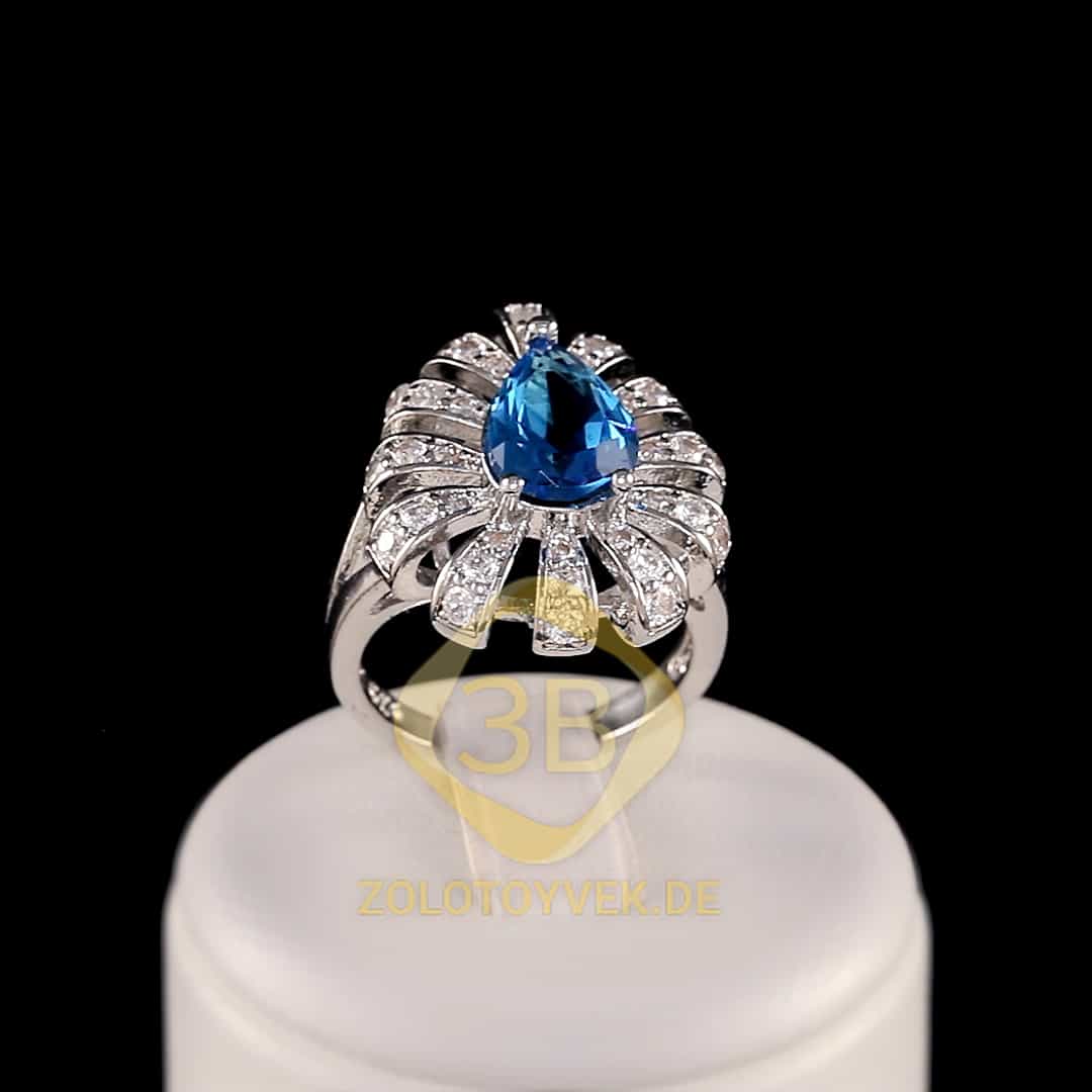 Серебряное кольцо с синим опалом и фианитами