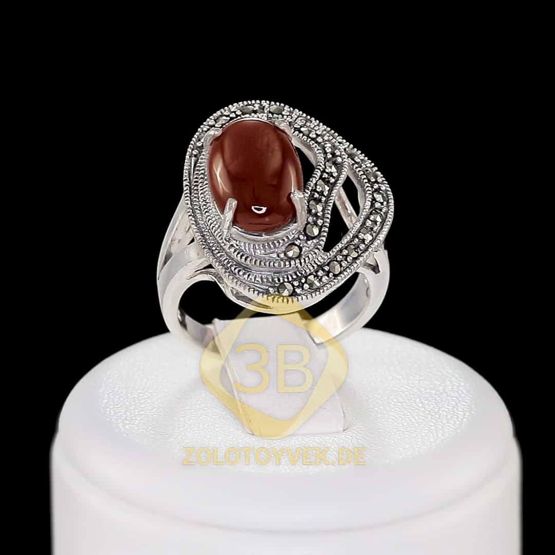 Серебряное кольцо с сердоликом и марказитами, чернёное серебро