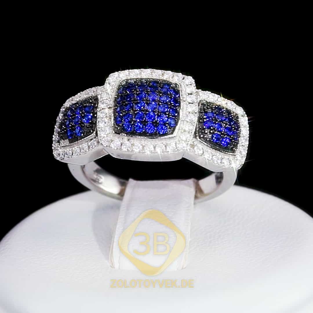 Серебряное кольцо с синими и белыми фианитами