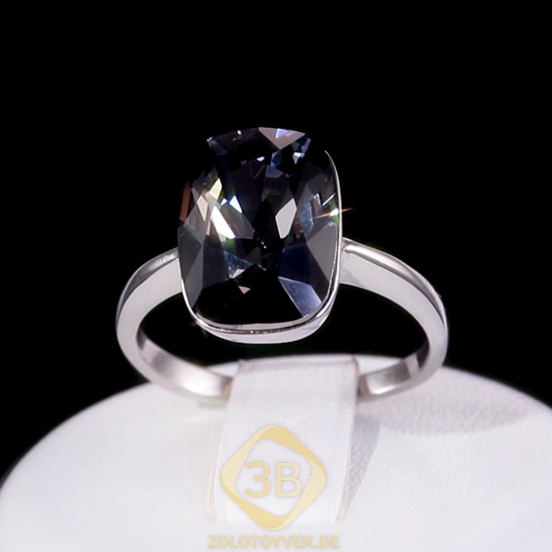 Серебряное кольцо с кварцем иолитом
