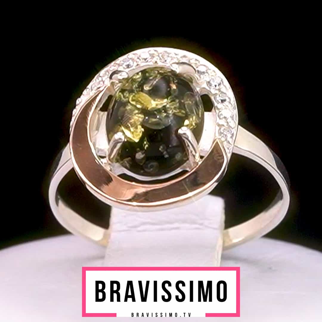 Серебряное кольцо с золотом, зеленым янтарём и фианитами