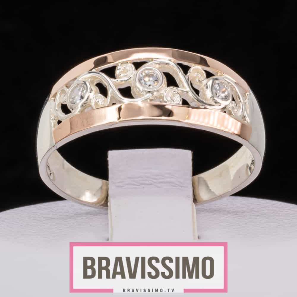 Серебряное кольцо с золотом и бриллианитом