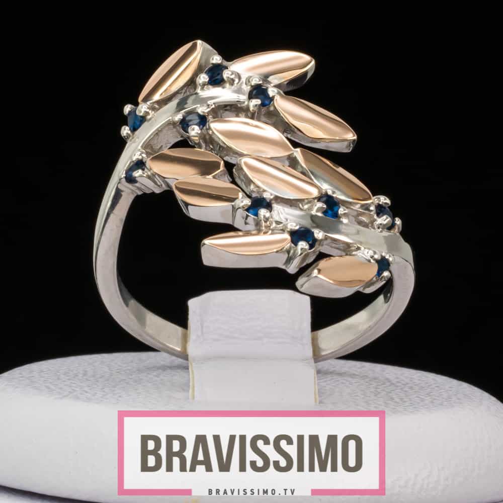 Серебряное кольцо с золотом, сапфиром и бриллианитами