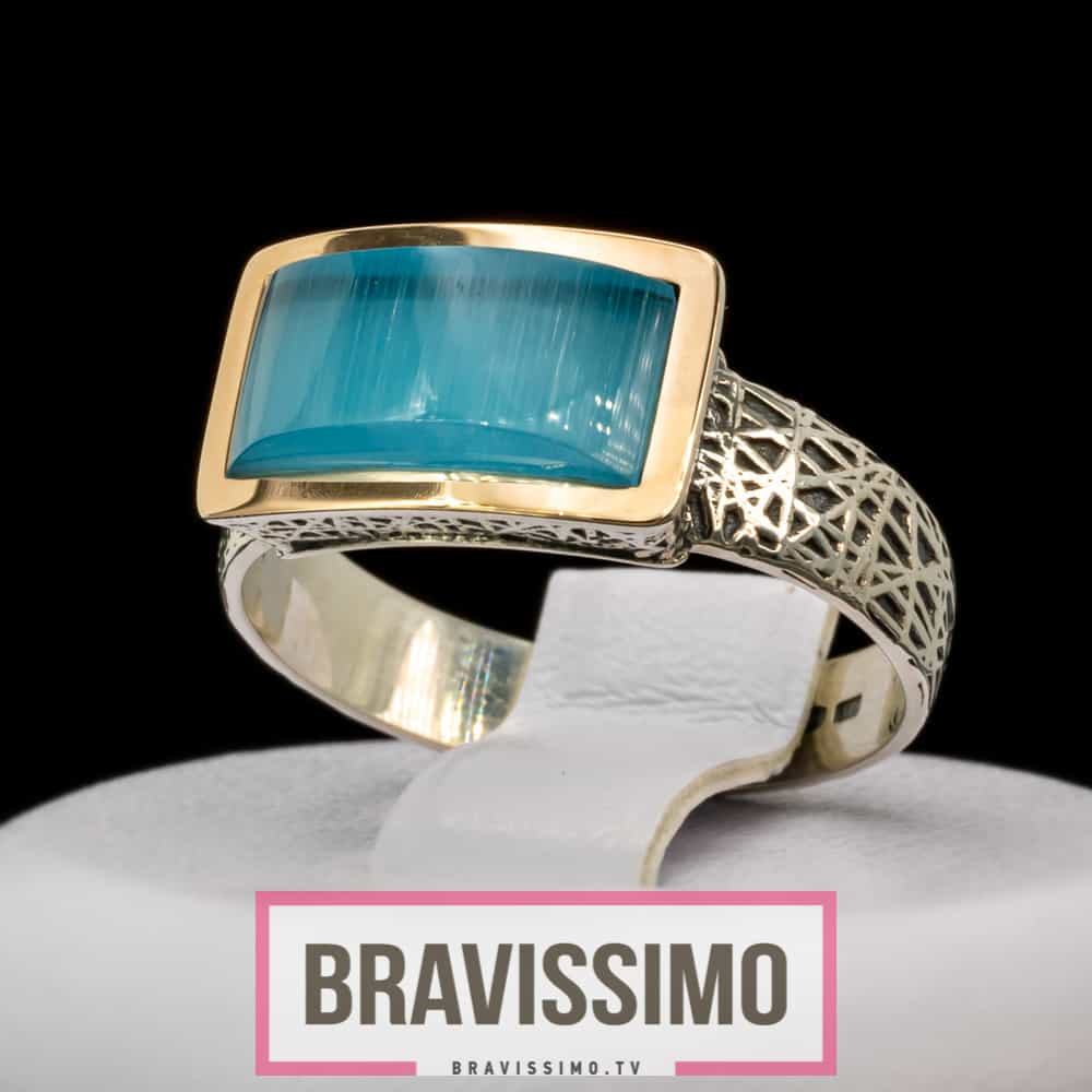 Серебряное кольцо с золотом и синим улекситом
