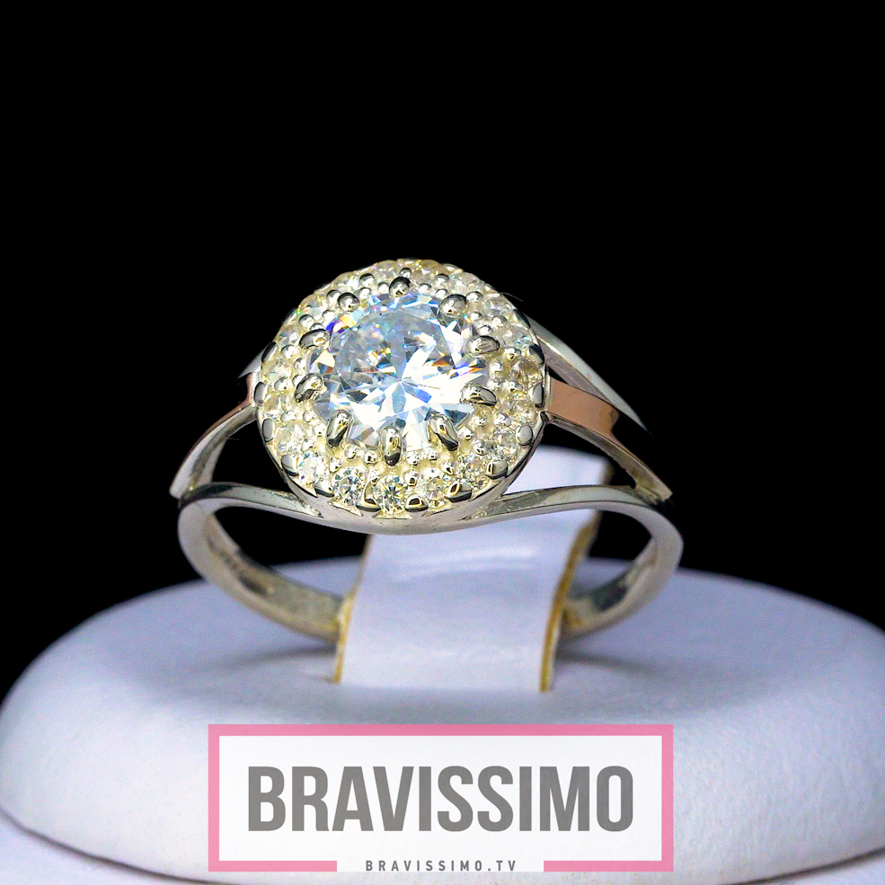 Серебряное кольцо с золотом, бриллиантом и фианитами