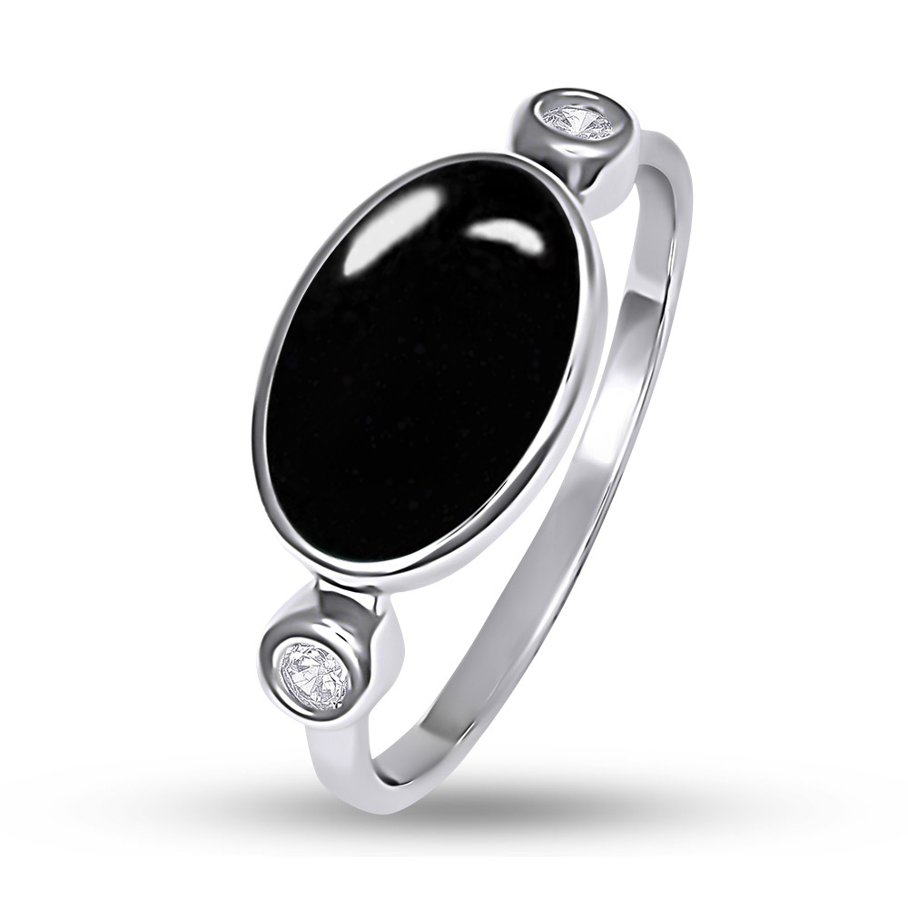 Серебряное кольцо с ониксом и бриллианитами