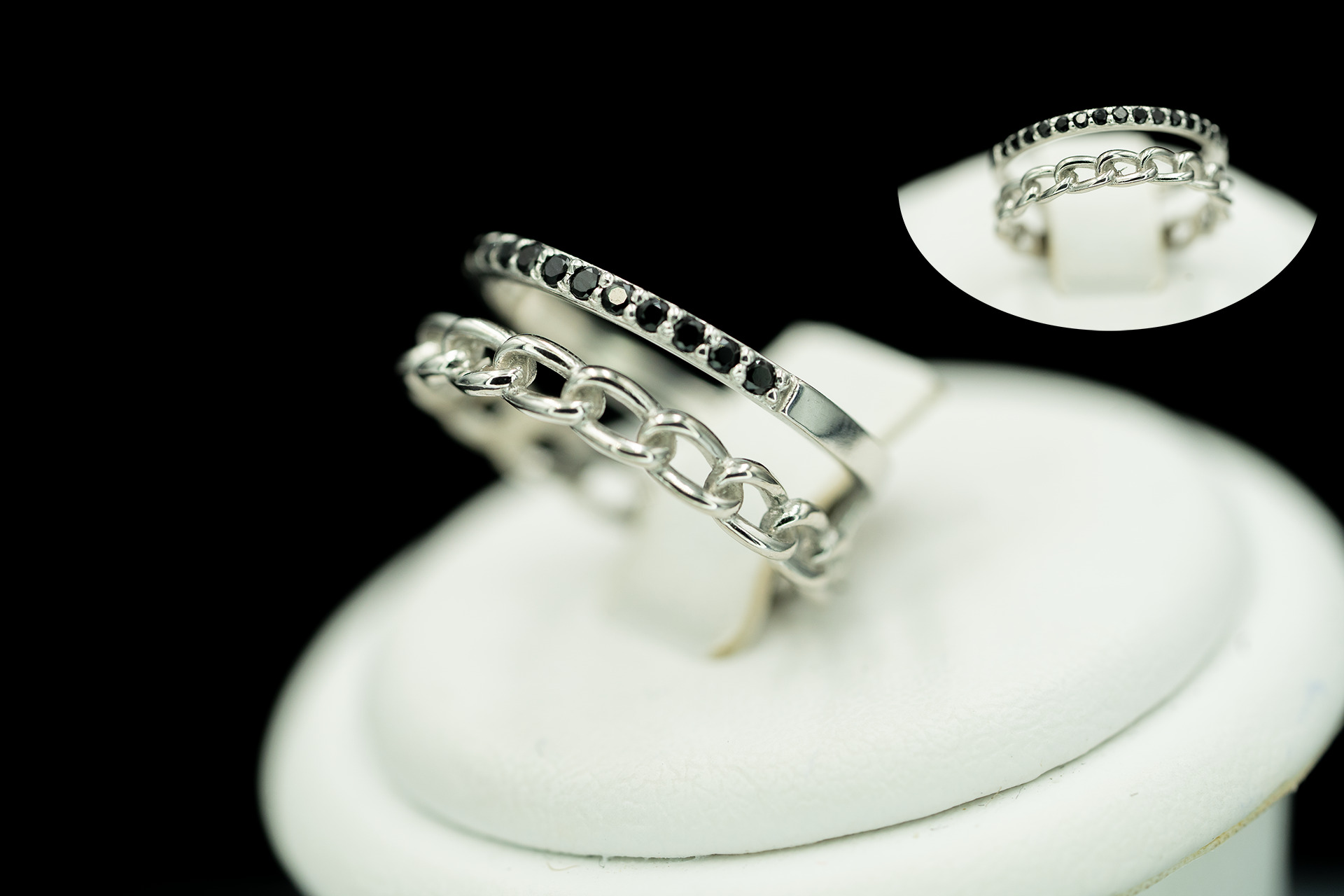 Серебряное кольцо с черными бриллианитами