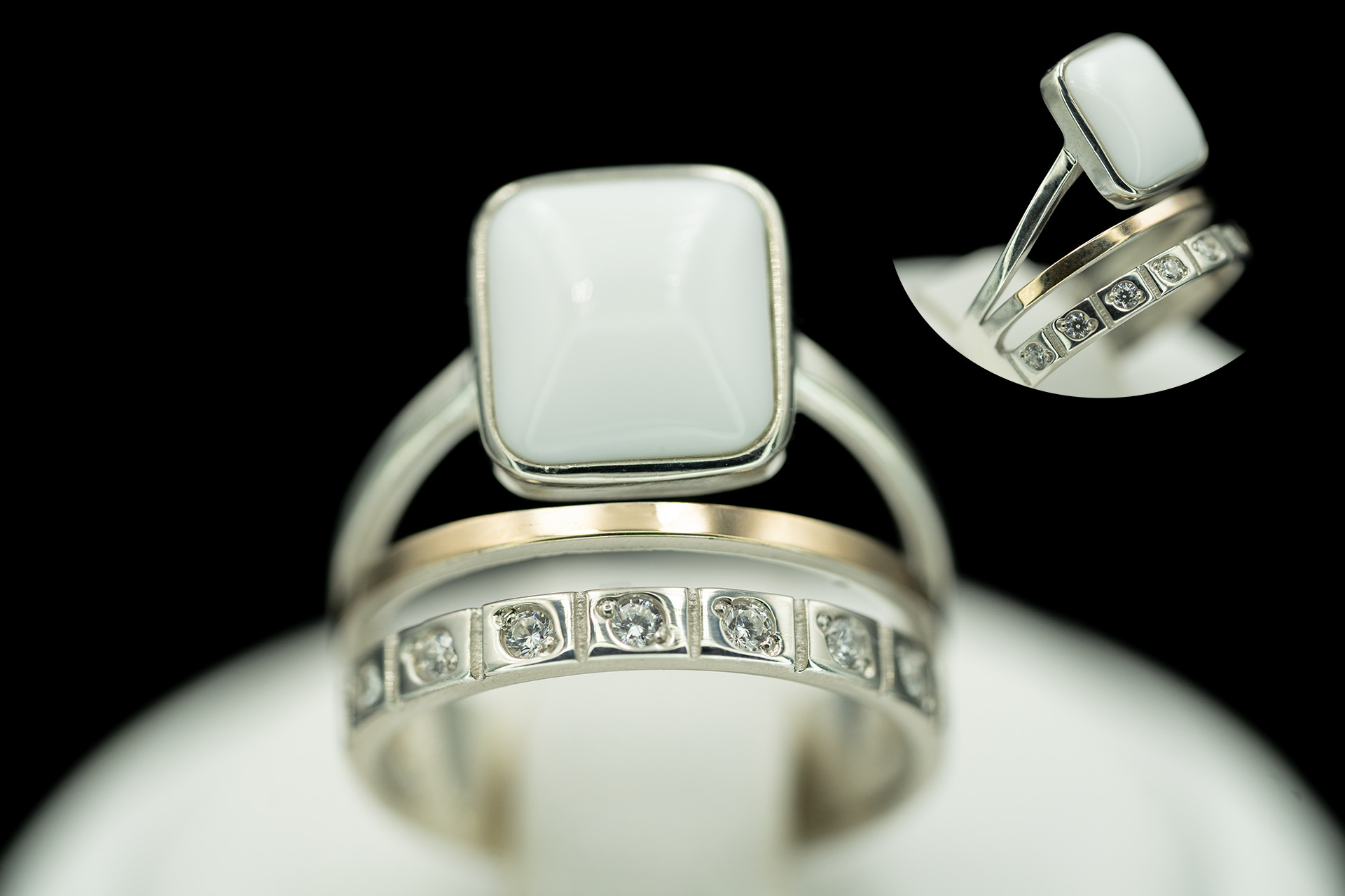 Серебряное кольцо с золотом, кахалонгом и фианитами